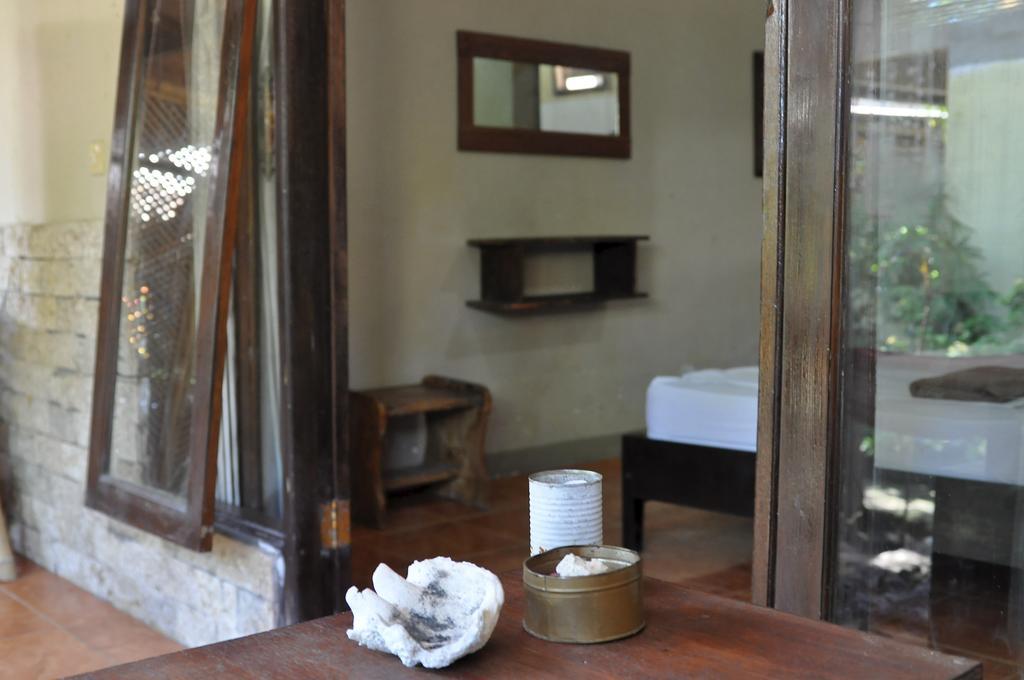 Three Little Birds Homestay Джили Трауанган Екстериор снимка