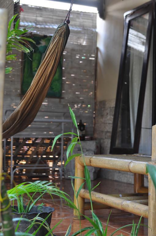Three Little Birds Homestay Джили Трауанган Екстериор снимка