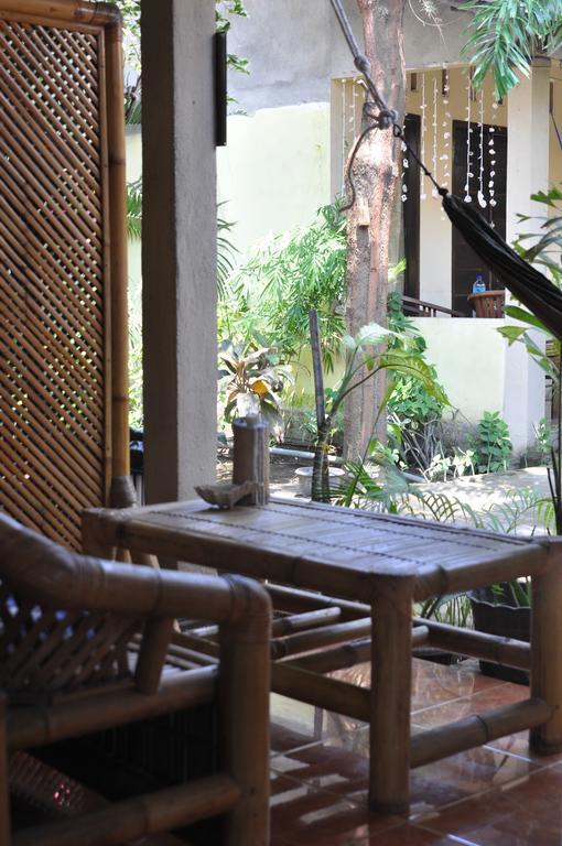 Three Little Birds Homestay Джили Трауанган Екстериор снимка