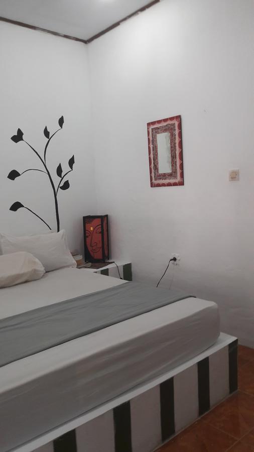 Three Little Birds Homestay Джили Трауанган Екстериор снимка